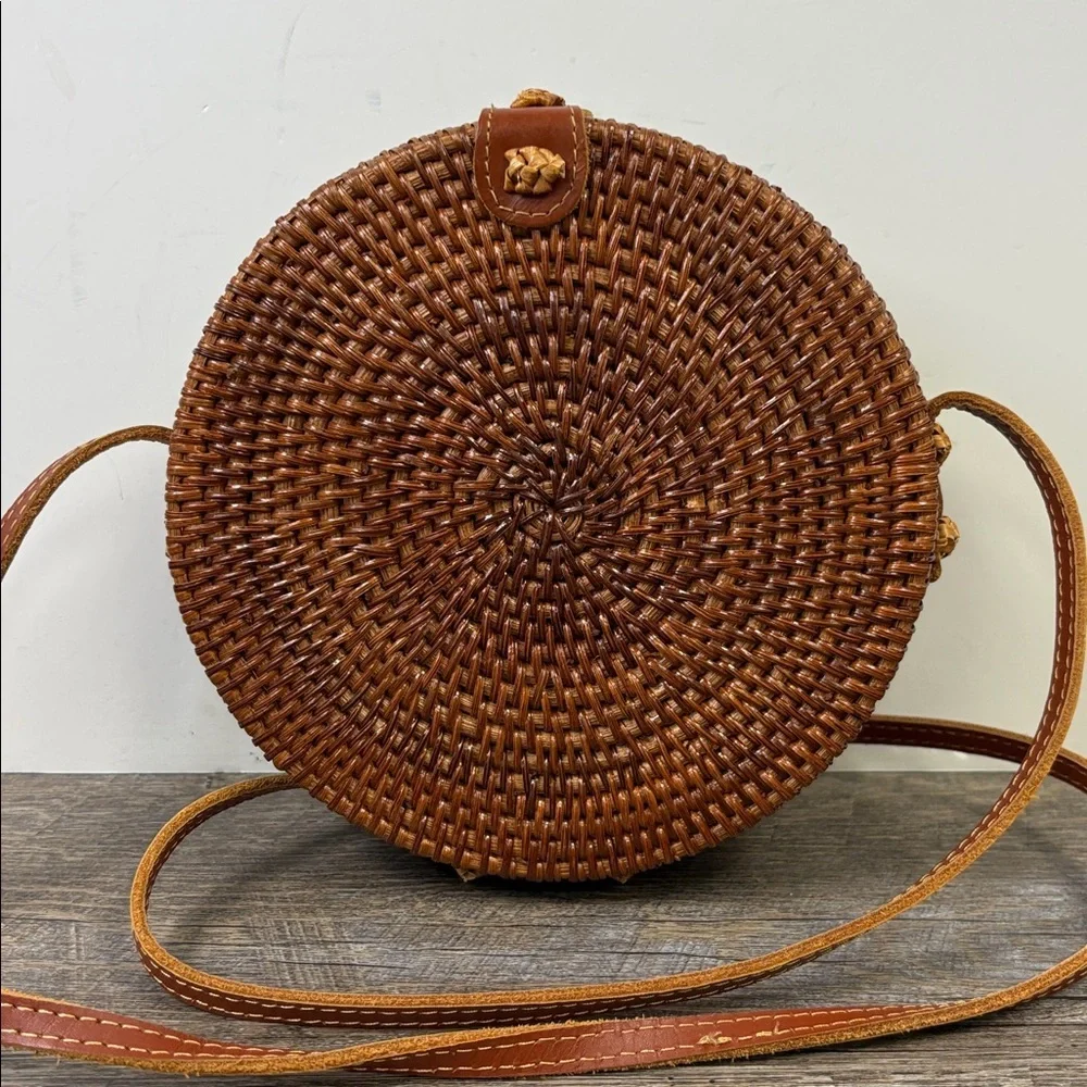 Round Woven Rattan Crossbody Bag | Boho Bali Style | Leather Strap